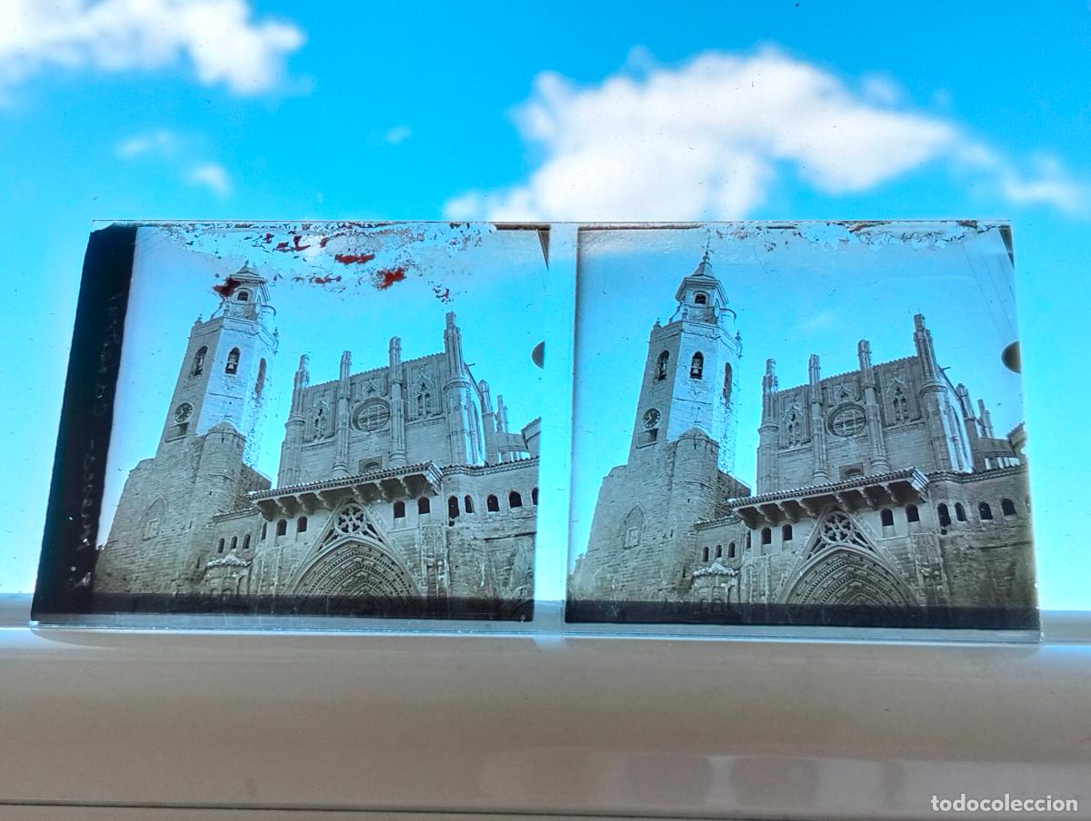 Fotografia antica: HUESCA CATEDRAL VISTA ESTEREOSCOPICA EN CRISTAL 5,8 X 13 CM
