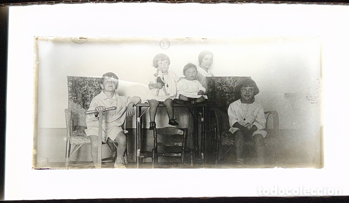 Fotograf&iacute;a antigua: BARCELONA.. Fotografia familiar.. Ni&ntilde;os y juguetes.. Estereosc&oacute;pica en cristal antigua (h.1910?)