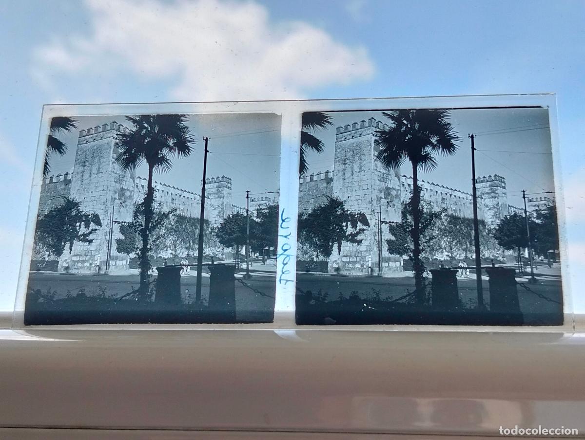 Fotograf&iacute;a antigua: SEVILLA VISTA ESTEREOSCOPICA EN CRISTAL 5,8 X 13 CM