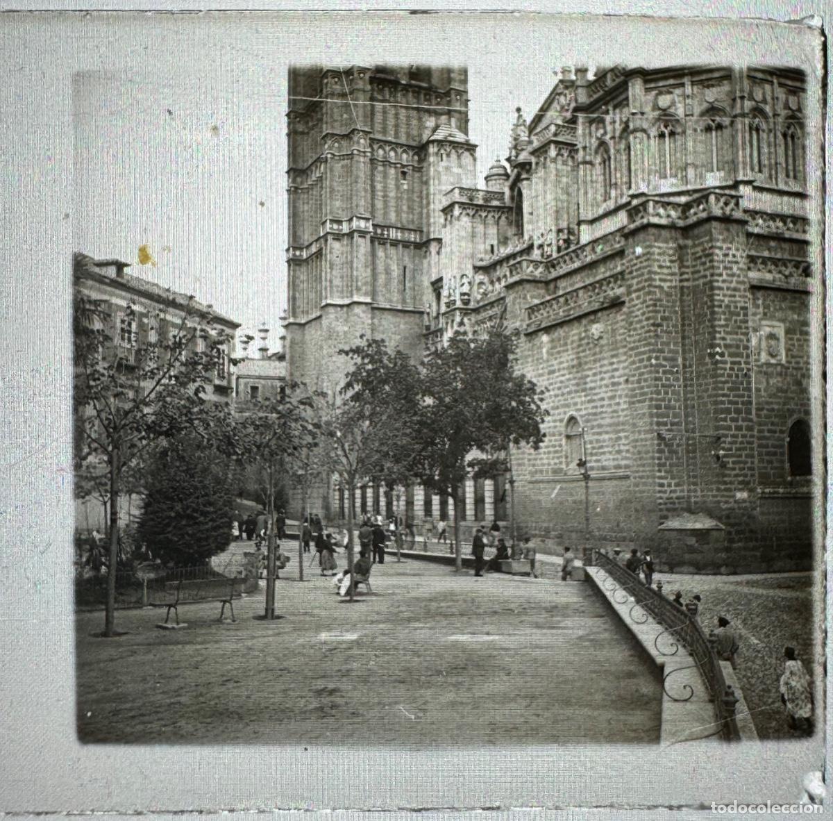 Fotograf&iacute;a antigua: FOTOGRAF&Iacute;A ESTEREOSC&Oacute;PICA DE TOLEDO - CATEDRAL Y PLAZA AYUNTAMIENTO - POSITIVO CRISTAL -PPIOS. S. XX
