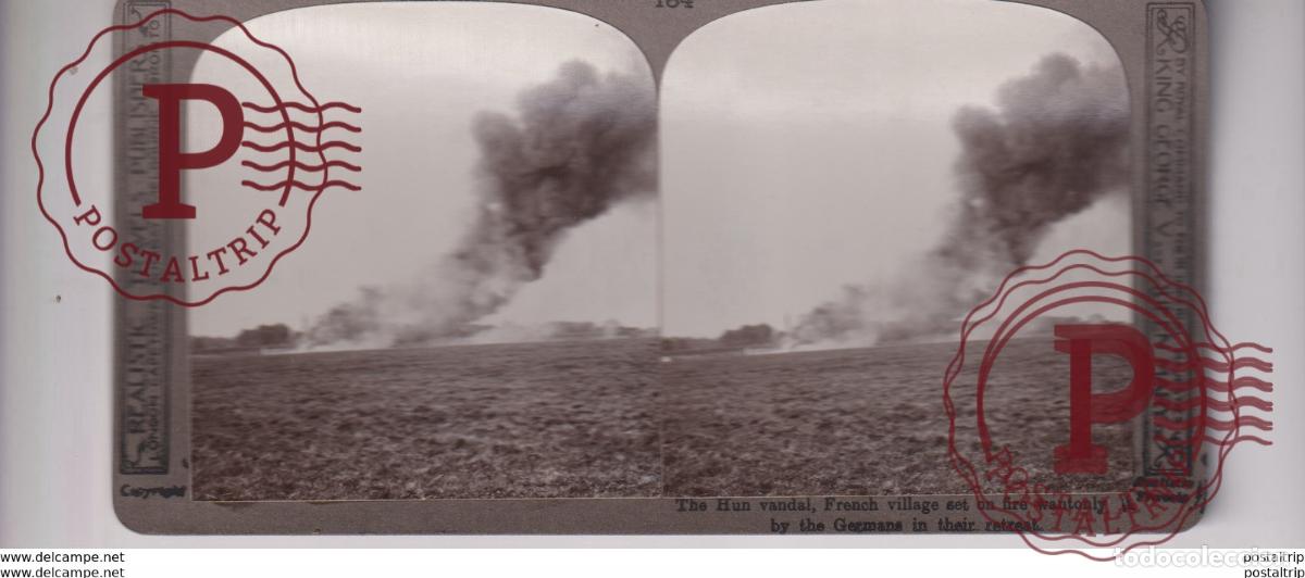 Photographie ancienne: THE HUN VANDAL FRENCH VILLAGE SET ON FIRE WANTONLY GERMAN GUERRE WAR WWI st&eacute;r&eacute;oscopique st&eacute;r&eacute;oscop