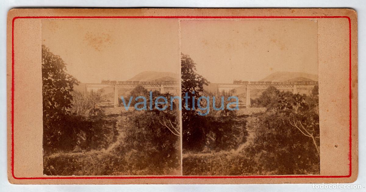 Fotograf&iacute;a antigua: Bu&ntilde;ol Valencia Espectacular. Ferrocarril tren vapor mercanc&iacute;as pasando puente Roquillo Siglo XIX vl