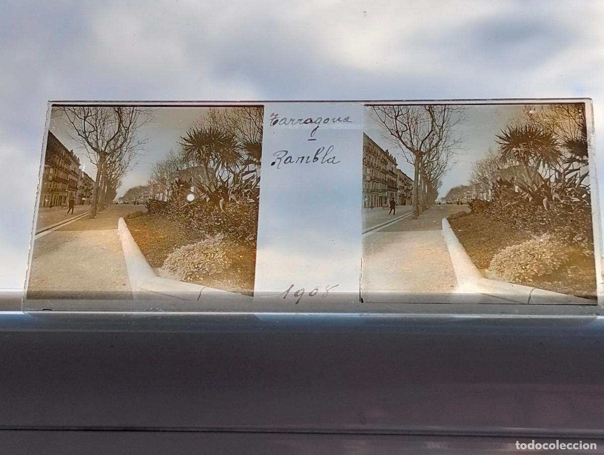 Antique Photography: TARRAGONA RAMBLA VISTA ESTEREOSCOPICA EN CRISTAL 4,5 X 10,5 CM