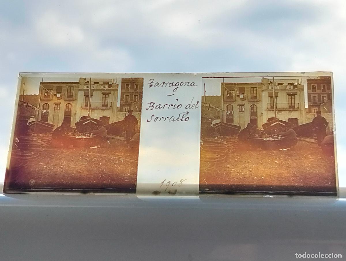 Fotografia antica: TARRAGONA BARRIO DEL SERRALLO VISTA ESTEREOSCOPICA EN CRISTAL 4,5 X 10,5 CM