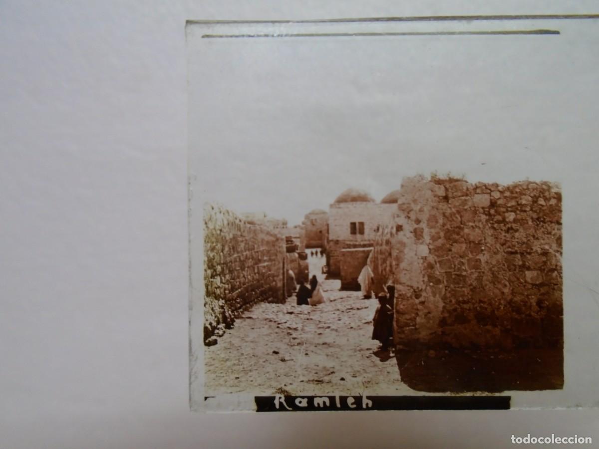Fotograf&iacute;a antigua: RAMIEH(LIBANO) RINCON DE LA POBLACION .PLACA ESTEREOSCOPICA EN CRISTAL,1&ordm; XX.10`5X4`5 CM.