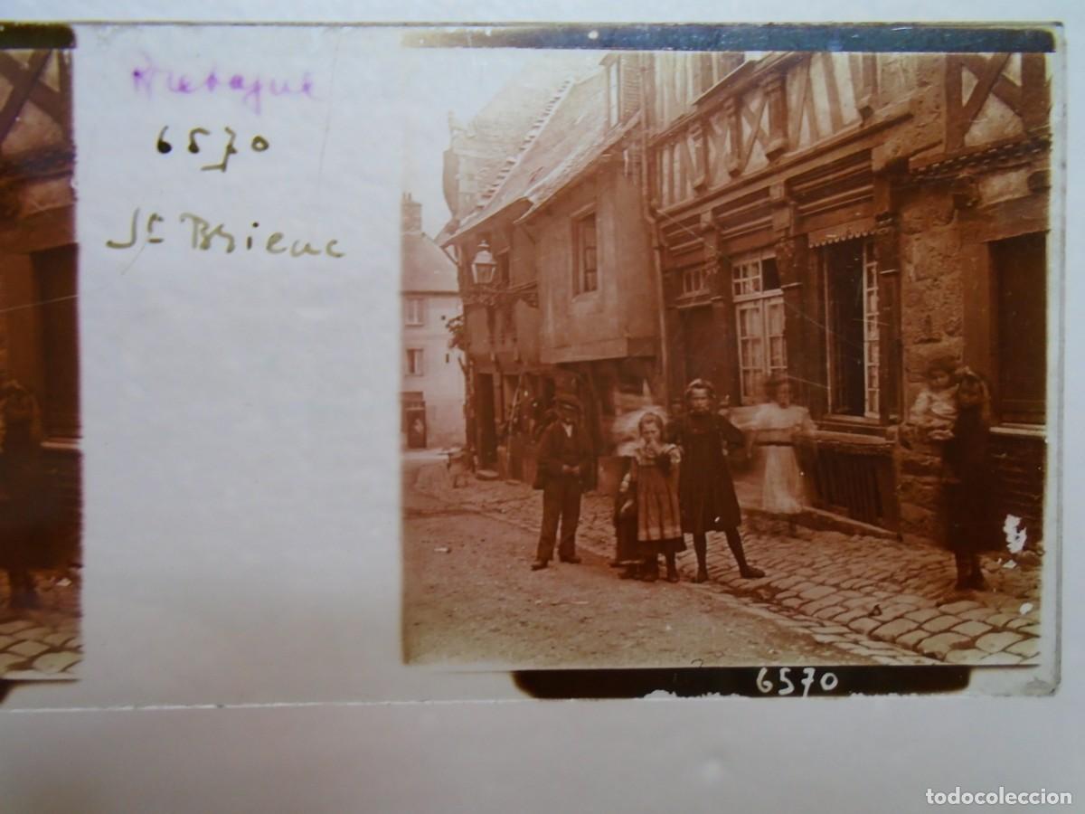 Fotograf&iacute;a antigua: ST. BRIEUC(FRANCIA).CALLE DE LA POBLACION .PLACA ESTEREOSCOPICA EN CRISTAL,1&ordm; XX.10`5X4`5 CM.