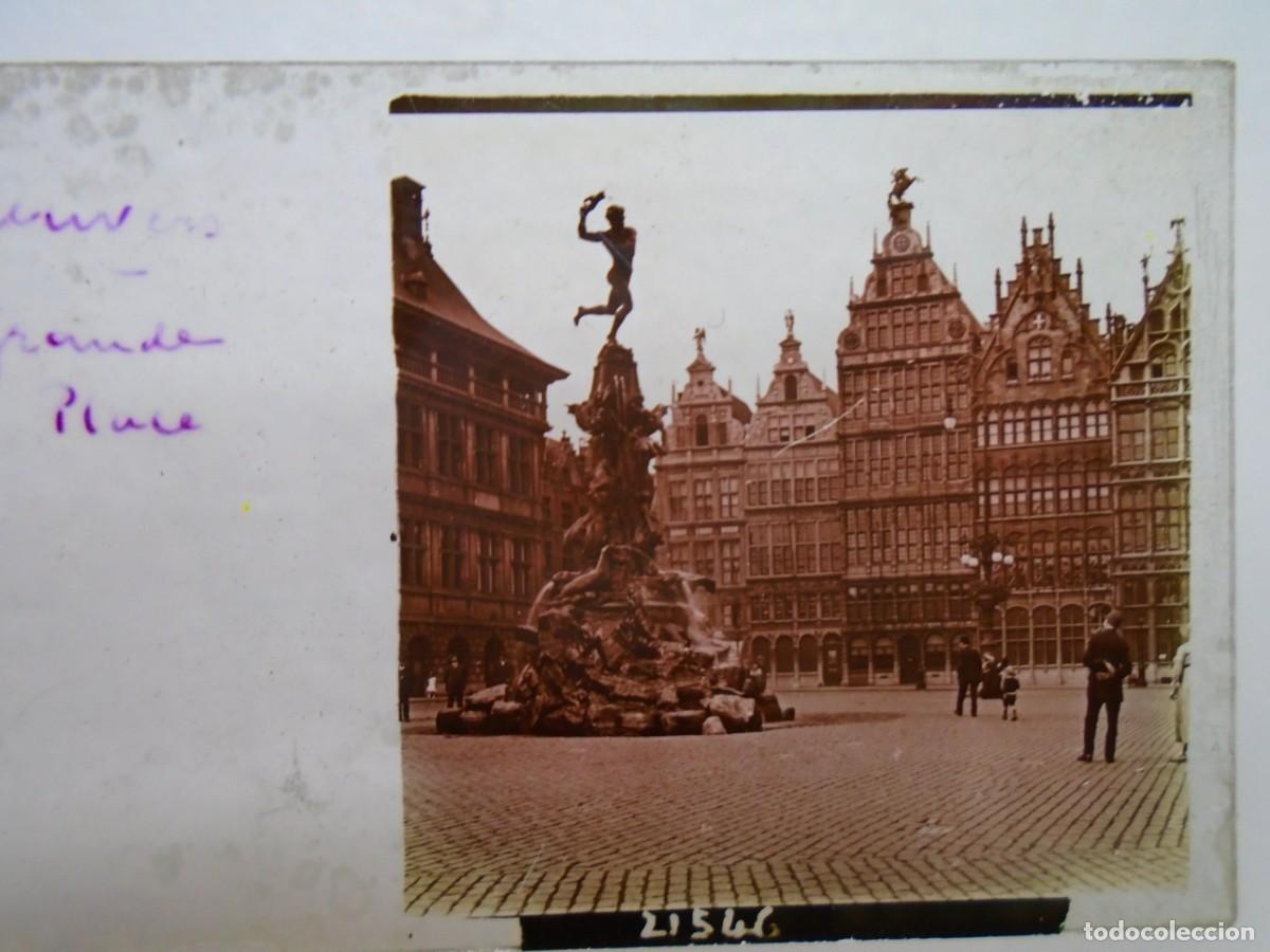 Fotograf&iacute;a antigua: AMBERES(BELGICA) PLAZA MAYOR.PLACA ESTEREOSCOPICA EN CRISTAL,1&ordm; XX.10`5X4`5 CM.