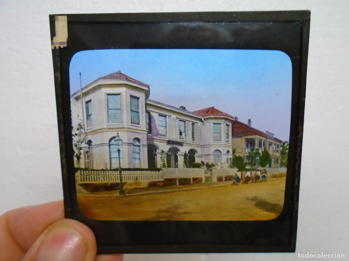 Fotograf&iacute;a antigua: KOBE(JAPON)/CLUB DE LOS EXTRANJEROS/ ANTIGUA PLACA DE LINTERNA MAGICA.8X8 CM.