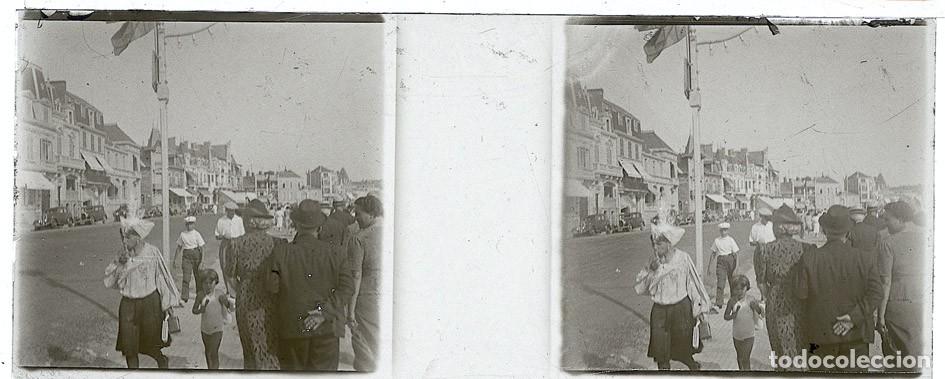 Fotografia antiga: FRANCIA LOTE 12 ESTEREOSCOPICAS DE CRISTAL CON SU CAJA TAMA&Ntilde;O 4.5 X 10.7 CM.