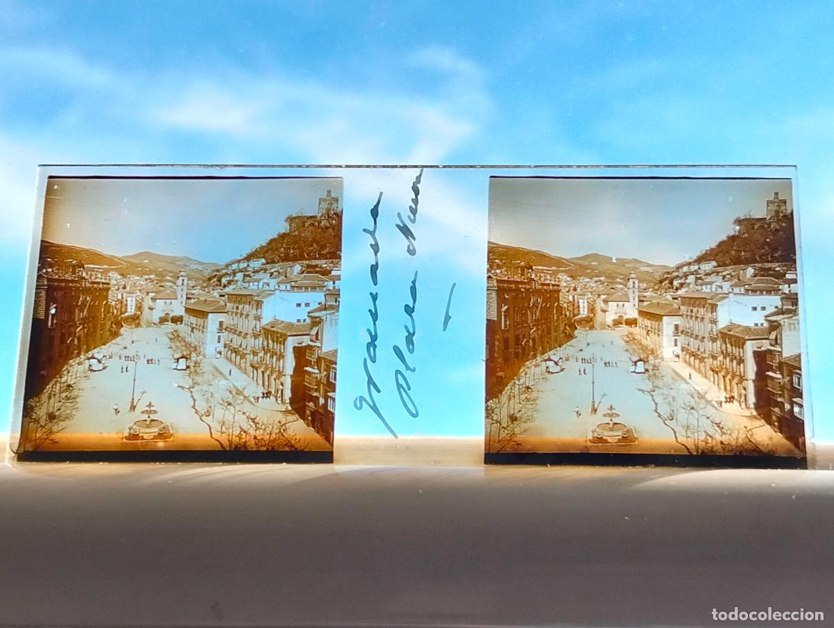 Antique Photography: GRANADA PLAZA NUEVA VISTA ESTEREOCOPICA EN CRISTAL 4 X 10,5 CM