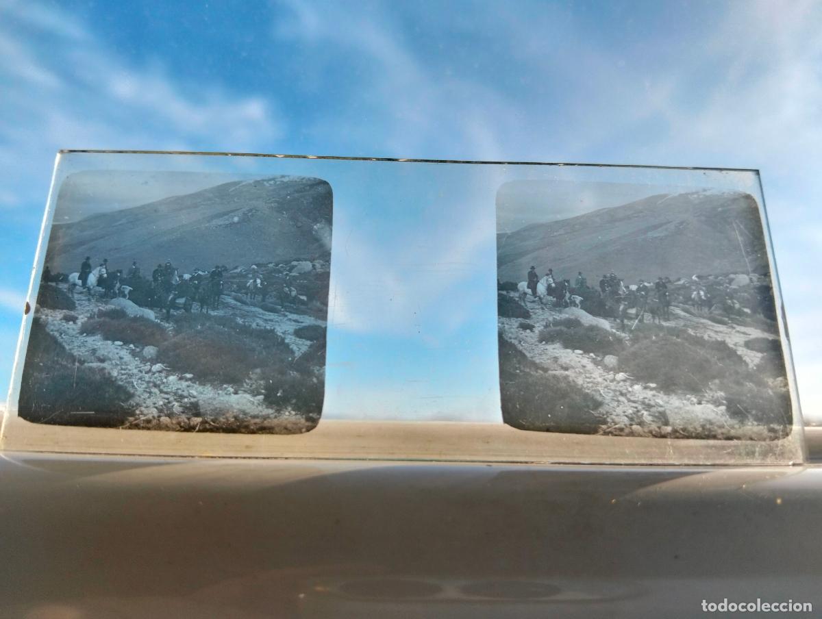 Fotograf&iacute;a antigua: SIERRA DE BEJAR CANDELARIO SALAMANCA VISTA ESTEREOCOPICA EN CRISTAL 4 X 10,5 CM