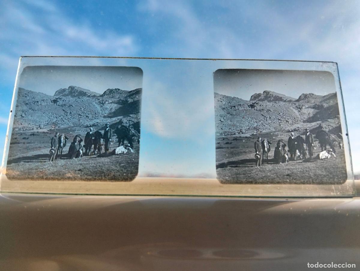 Fotograf&iacute;a antigua: SIERRA DE BEJAR CANDELARIO SALAMANCA VISTA ESTEREOCOPICA EN CRISTAL 4 X 10,5 CM