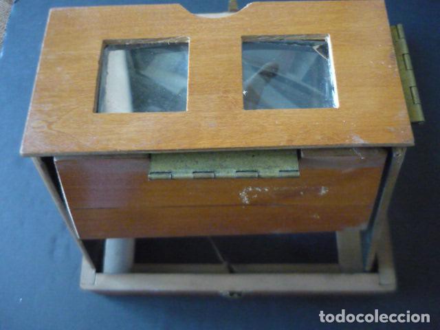 Fotograf&iacute;a antigua: ANTIGUO VISOR ESTEREOSCOPICO PLEGABLE EN MADERA CAJA DE 10 X 4 X 19 CM