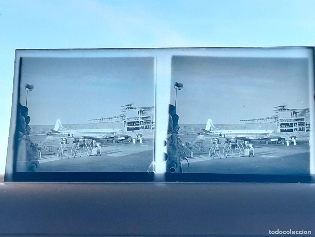 Fotograf&iacute;a antigua: MADRID AEROPUERTO DE BARAJAS VISTA ESTEREOSCOPICA EN CRISTAL 6 X 13 CM