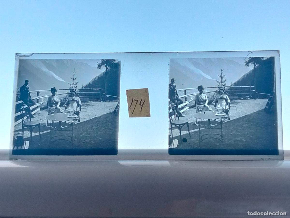 Fotograf&iacute;a antigua: SUIZA VISTA ESTEREOSCOPICA EN CRISTAL 4,5 X 10,5 CM