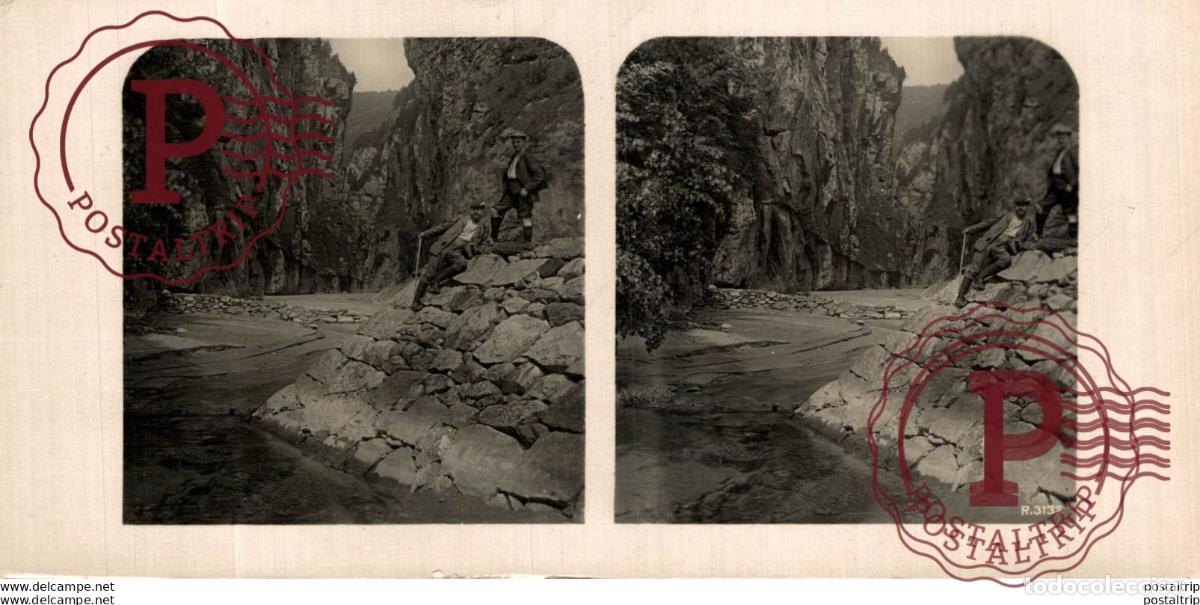 Fotografia antiga: SUIZA SWITZERLAND. AM EINGANG ZUR AARESCHLUCHT. -ESTEREOSCOPICA - ST&Eacute;R&Eacute;OSCOPIQUE - STEREOSCOPIC
