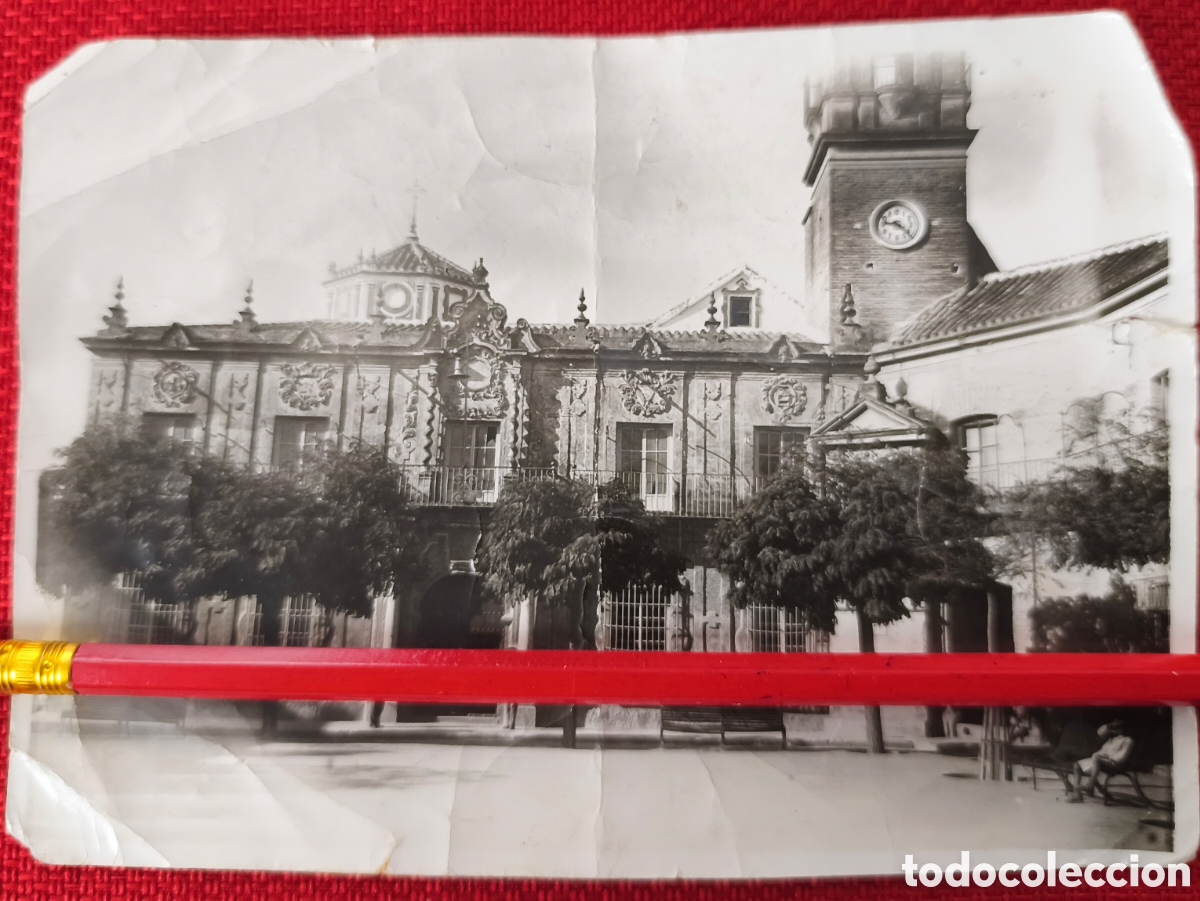 Fotografia antica: Fotograf&iacute;a antigua del ayuntamiento de Lora del R&iacute;o ( Sevilla)