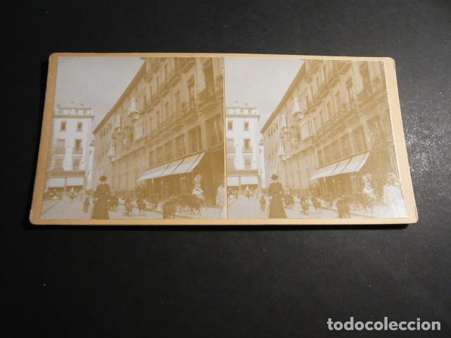 Fotograf&iacute;a antigua: GRANADA PLAZA DE BIBARRAMBLA VISTA ESTEREOSCOPICA HACIA 1900 9 X 18 CM