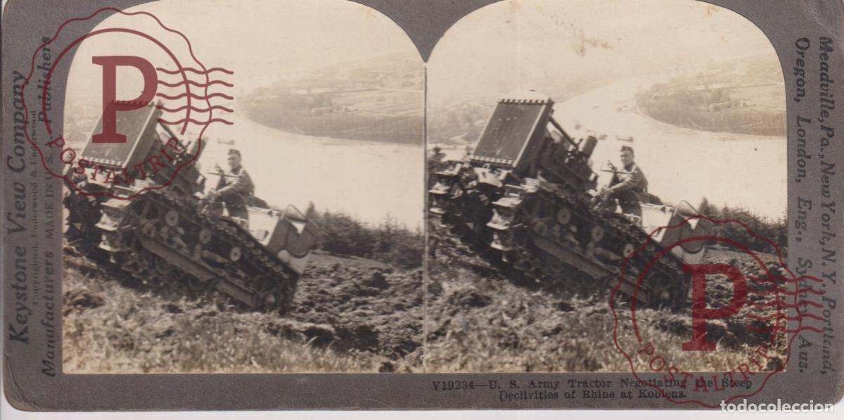 Photographie ancienne: U.S ARMY TRACTOR NEGOTIATING THE STEEP DECLIVITIES OF RHINE AT KOBLENS. ESTEREOSCOPICAS. MILITAR MIL
