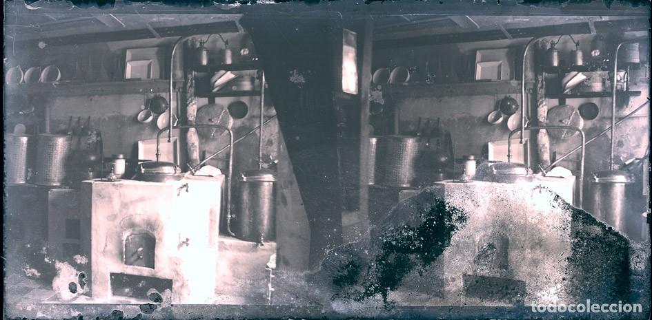 Fotograf&iacute;a antigua: ANTELLA VALENCIA COCINA CASA DEL REY NEGATIVO CRISTAL ESTEREOSCOPICO 9 X 18 CM.