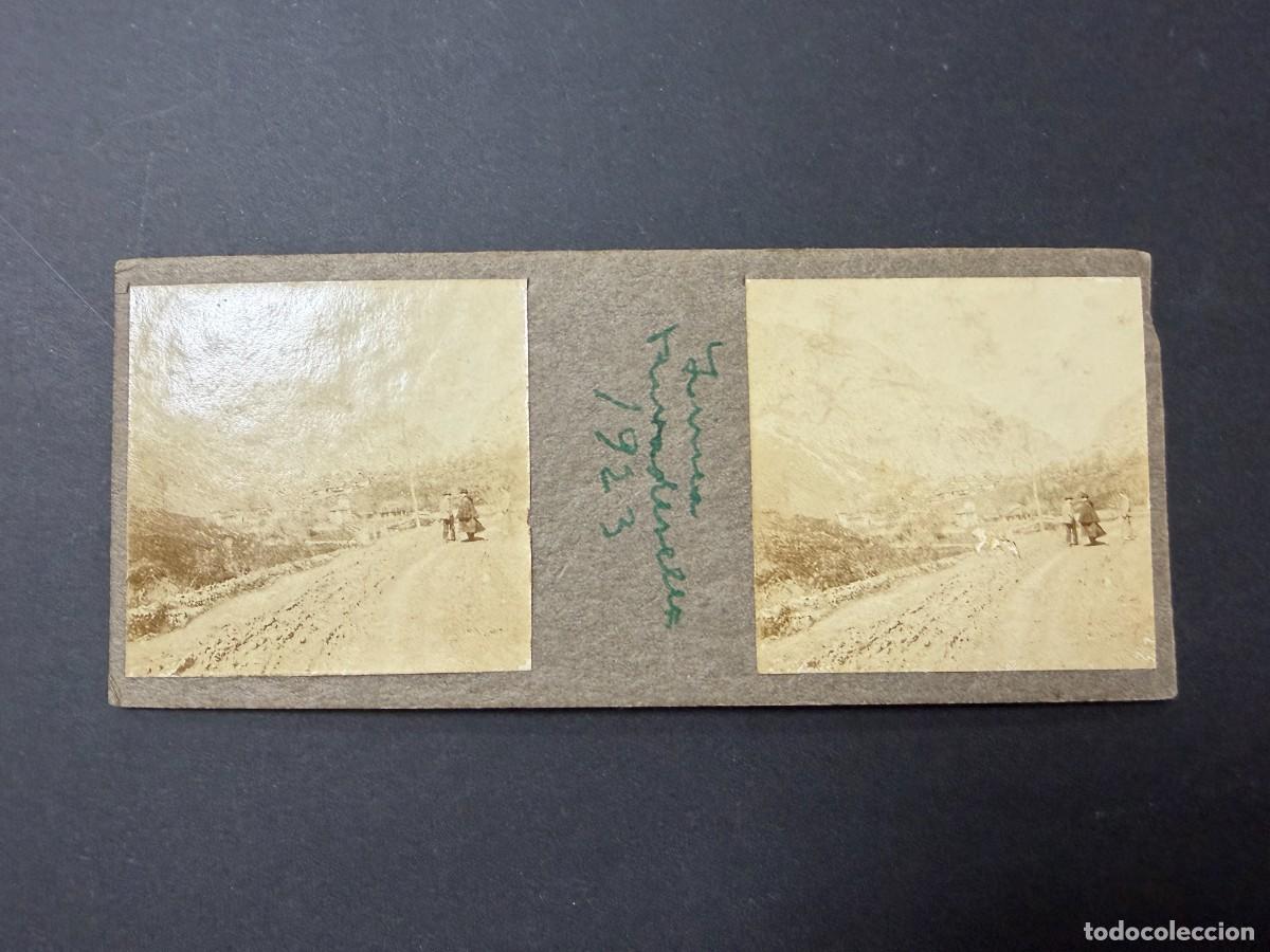 Fotograf&iacute;a antigua: 2 FOTOGRAF&Iacute;AS ESTEREOSC&Oacute;PICAS ANTIGUAS. LINEA DE RIBADESELLA. ASTURIAS. 1923