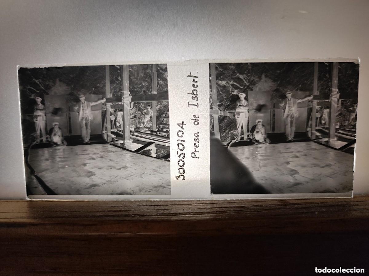 Fotograf&iacute;a antigua: Antigua fotografia estereoscopica en cristal de construccion Presa de Isbert Alicante a&ntilde;os 20