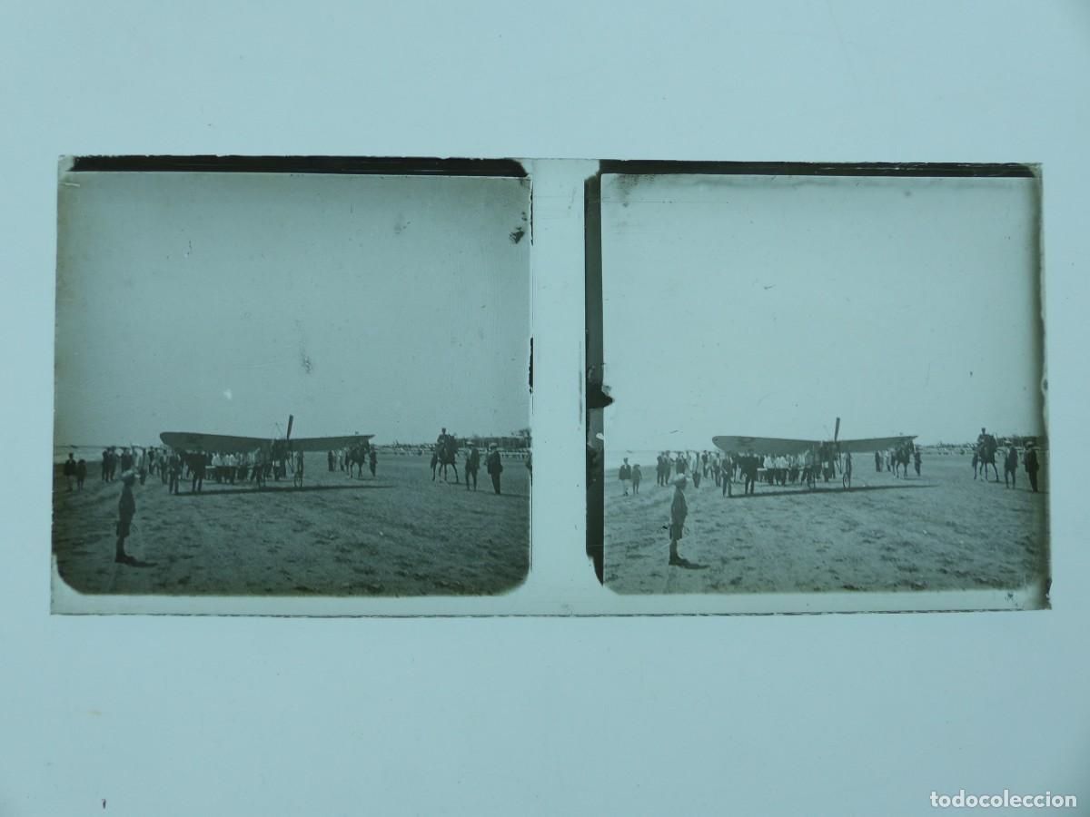 Fotograf&iacute;a antigua: AEROPLANO EN LA PLAYA - ANTIGUA PLACA DE CRISTAL POSITIVO - A&Ntilde;OS 1900-1910