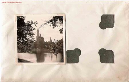 Fotografia antiga: Foto lago con majestuoso edificio en el fondo-  1938