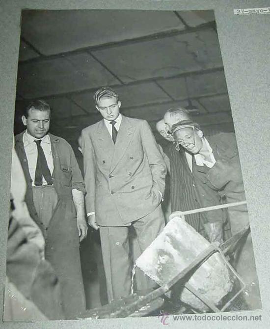 Fotograf&iacute;a antigua: ANTIGUA FOTOGRAFIA DE INSTITUTO SINDICAL VIRGEN DE LA PALOMA - VISITA DEL INFANTE D. JUAN CARLOS DE