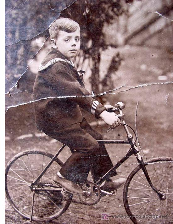 Fotograf&iacute;a antigua: ANTIGUA FOTOGRAFIA, FOTO, NI&Ntilde;O EN BICICLETA, MARINERO, PARQUE, 32,5 x 24 cm
