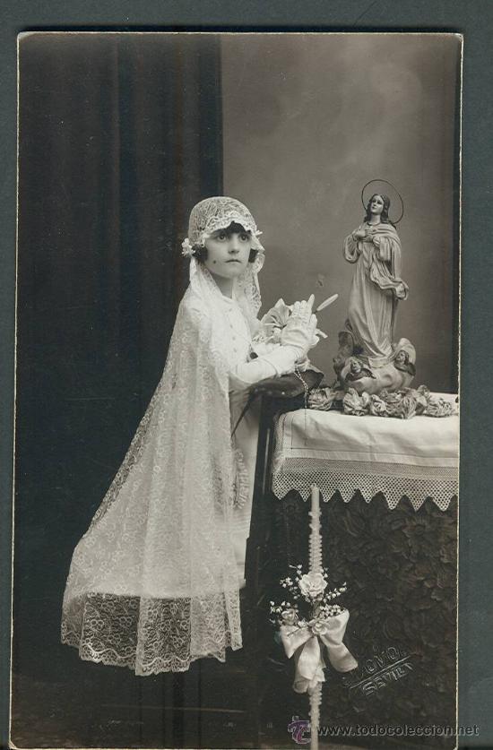 Fotografia antiga: FOTOGRAFIA  EN BLANCO Y NEGRO ANTIGUA. NI&Ntilde;A DE COMUNION.A&Ntilde;O 1936