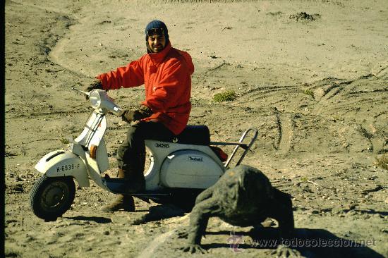 Fotograf&iacute;a antigua: FOTO ORIGINAL EXPEDICION AMERICA 82, 33.000 KILOMETROS EN VESPA POR 12 PAISES DE IBEROAMERICA