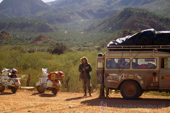 Fotograf&iacute;a antigua: FOTO ORIGINAL EXPEDICION AMERICA 82, 33.000 KILOMETROS EN VESPA POR 12 PAISES DE IBEROAMERICA