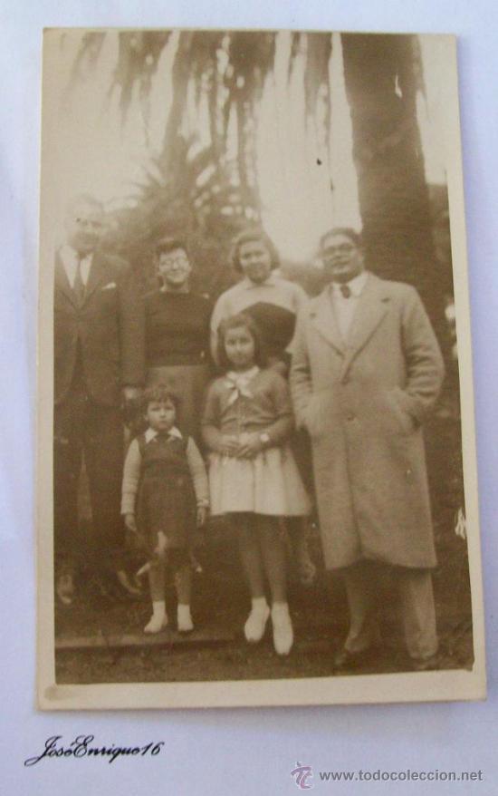 Alte Fotografie: FOTO FAMILIAR 1957 - PHOTO DE FAMILLE - FAMILY PHOTO
