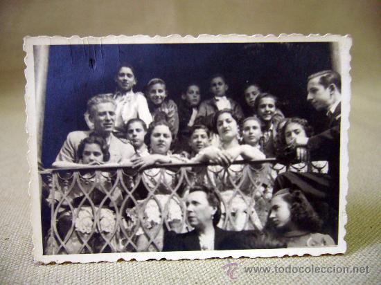 Alte Fotografie: FOTOGRAFIA ANTIGUA, FALLAS, VALENCIA, FALLERAS EN BALCON, 1930s