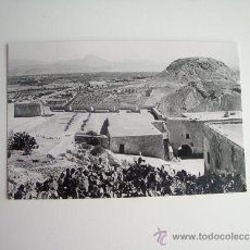 Fotografía antigua: 1957- VISTA DE ALICANTE DESDE EL CASTILLO. FOTOGRAFÍA ORIGINAL. Lote 37943826