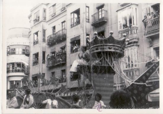 Fotograf&iacute;a antigua: FOTOGRAFIA DE 10X7.5 CM DEL CARNAVAL DE CADIZ - SOBRE LOS A&Ntilde;OS 70