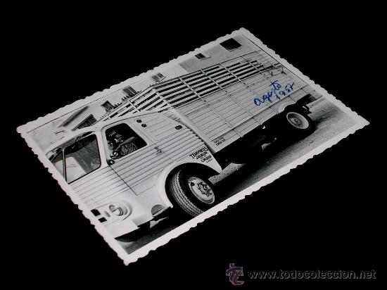 Fotograf&iacute;a antigua: Fotograf&iacute;a original Cami&oacute;n Pegaso Barajas Z-207, Agosto 1957.