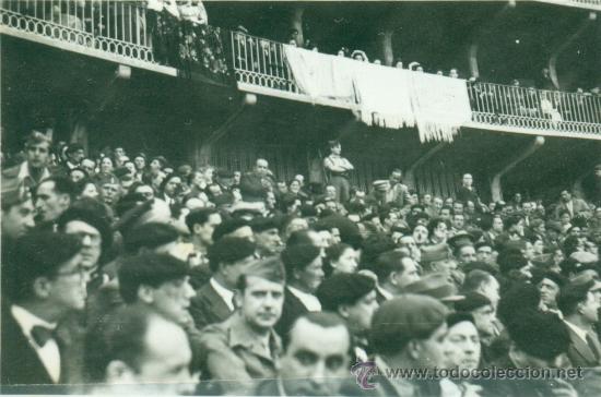 Fotograf&iacute;a antigua: GUERRA CIVIL. LEGI&Oacute;N CONDOR. PLAZA DE TOROS A DETERMINAR. HACIA 1937-39.