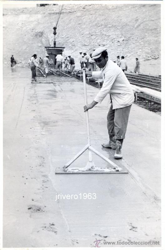 Alte Fotografie: ARAHAL, SEVILLA,1956,CIMENTACION TANQUE OLEODUCTO ROTA-ZARAGOZA, RARISIMA,175X114MM