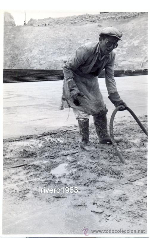 Alte Fotografie: ARAHAL, SEVILLA,1956,CIMENTACION TANQUE OLEODUCTO ROTA-ZARAGOZA, RARISIMA,175X114MM