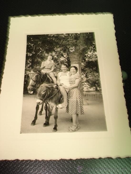 Photographie ancienne: Antigua y Preciosa Fotografia Burros en Papel Brillante y Marquito Relieve en el Papel A&ntilde;o 1940-50s