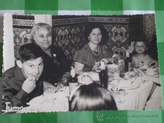 Fotografia antiga: ANTIGUA FOTOGRAFIA FAMILIAR,CADIZ 1965