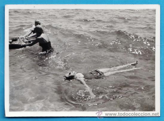 Antique Photography: fotografia - ++ &iquest; la reconoce ? ++ - ba&ntilde;o en aguas tranquilas (?) - sin + datos - a&ntilde;os 50 -