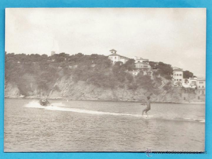 Fotograf&iacute;a antigua: fotografia ++ &iquest; la reconoce ? ++ esqui / ski nautico - sin + datos - a&ntilde;os 50 / 60