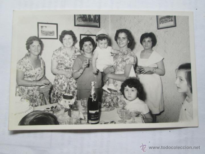 Alte Fotografie: NI&Ntilde;O CUMPLEA&Ntilde;OS MUJERES. GAR&Ccedil;ON D'ANNIVERSAIRE DES FEMMES. BIRTHDAY BOY WOMEN