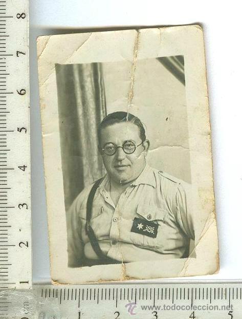 Fotograf&iacute;a antigua: FOTOGRAFIA DE ALFEREZ DE INFANTERIA GUERRA CIVIL. MILITAR