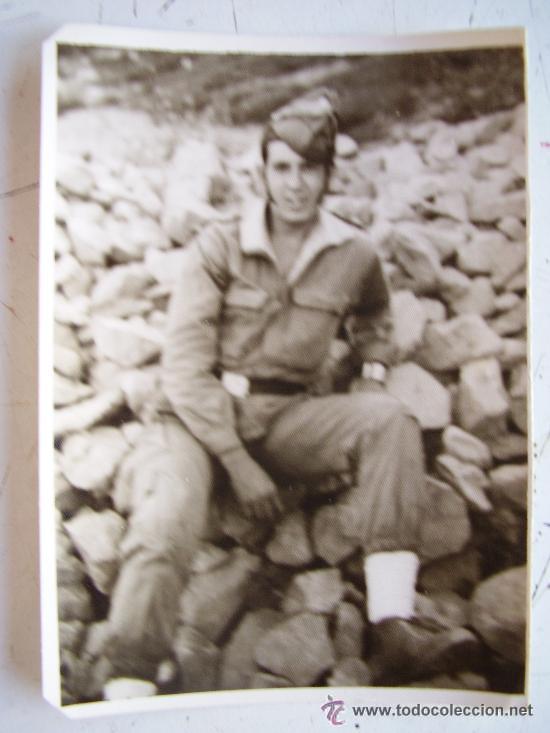 Fotograf&iacute;a antigua: LA LEGION : FOTO DE UN LEGIONARIO CON CHAPIRI Y PATILLAS