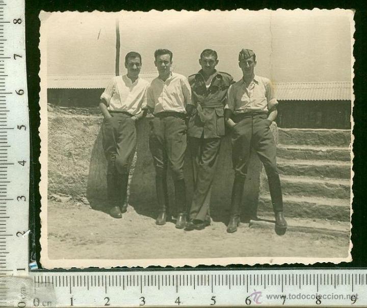 Fotografia antica: FOTOGRAFIA MILITAR , TENIENTE CON GORRILLO