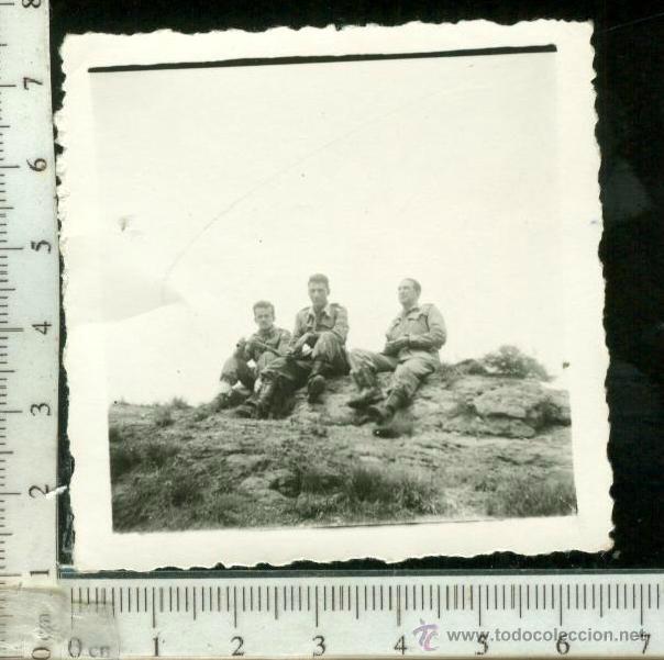 Alte Fotografie: FOTOGRAFIA MILITAR, POR DETRAS PONE CASTILLO TAVERTET, 1950.